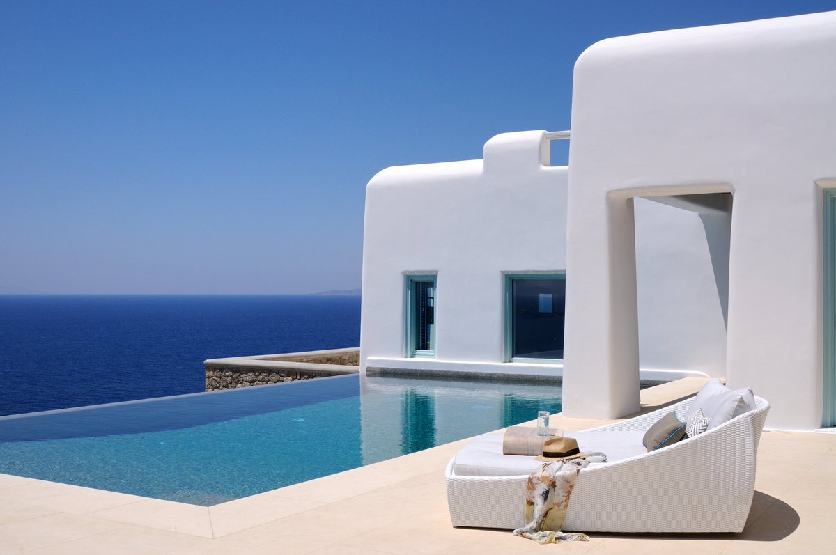 Bright Blue Villas tweet media