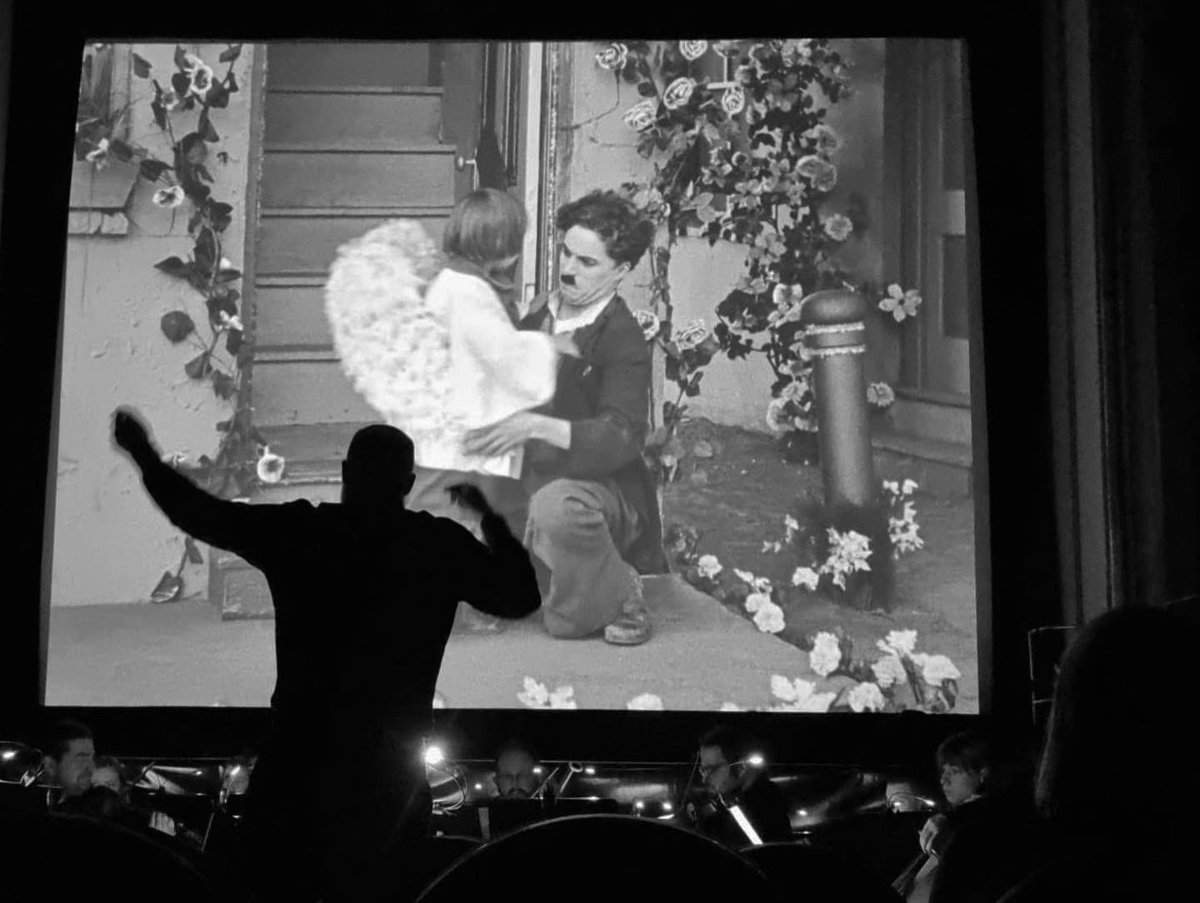 I had the best time conducting @ChaplinOfficial The Kid last night at @BABYLON_Berlin with my brilliant @babylon_orch friends. (And I only nearly cried twice in the film!)