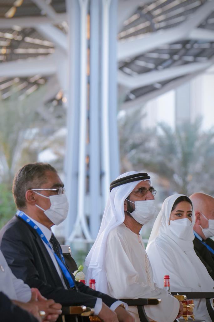 HHShkMohd's tweet photo. أطلقنا "جائزة الصحافة العربية" قبل عشرين عاماً احتفت خلالها بـ 300 مبدع من بين 100 ألف مشاركة من وطننا العربي واليوم كرّمنا الفائزين في دورتها الـ20 ووجهنا نادي دبي للصحافة لتتحول إلى "جائزة الإعلام العربي" لتضم الصحافة العربية والإعلام المرئي والإعلام الرقمي https://t.co/G0pfcUpkEX