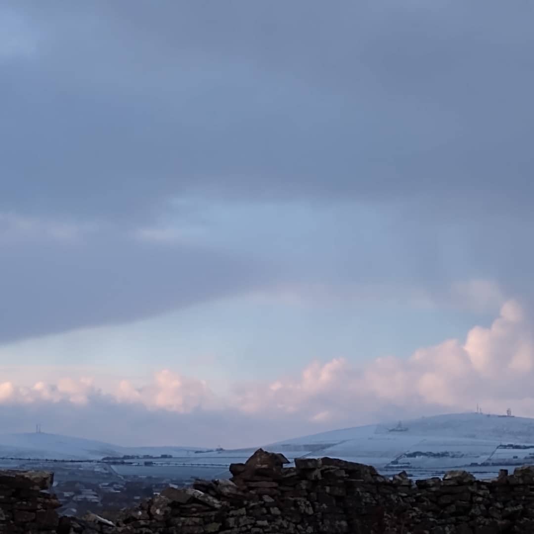 wheresfleur's tweet photo. Snowy Kirkwall #orkney https://t.co/Jksidw5S4Q