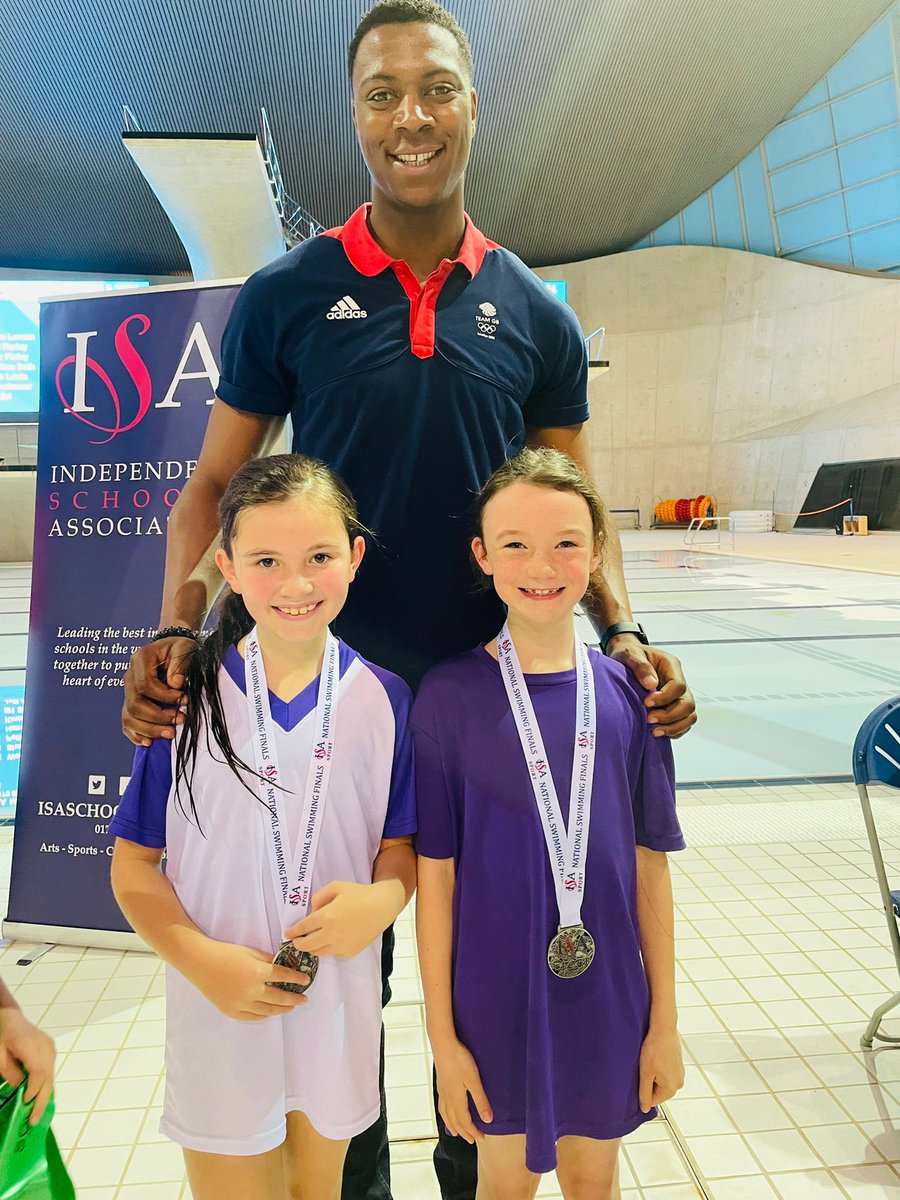 TrinitySchoolS1's tweet photo. Well done to all our students today, we are so proud of all of you! Very close for some to a medal but a big well done to Lucy and Nova for winning a silver medal in the y4 relay…amazing!! #silvermedal @ISAsportUK @prepheadtrinity @TrinitySeniorSc #trinitylife #swimstars https://t.co/0eqfBg34KN