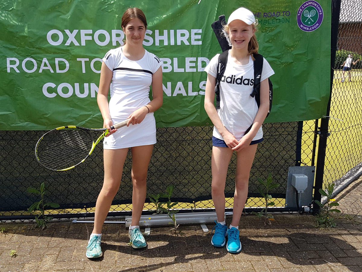 TennisOxford's tweet photo. #thursdayflashback to the 2021 Road to Wimbledon competition.
https://t.co/Gm05J0uKo9 https://t.co/rG43KPrbc4