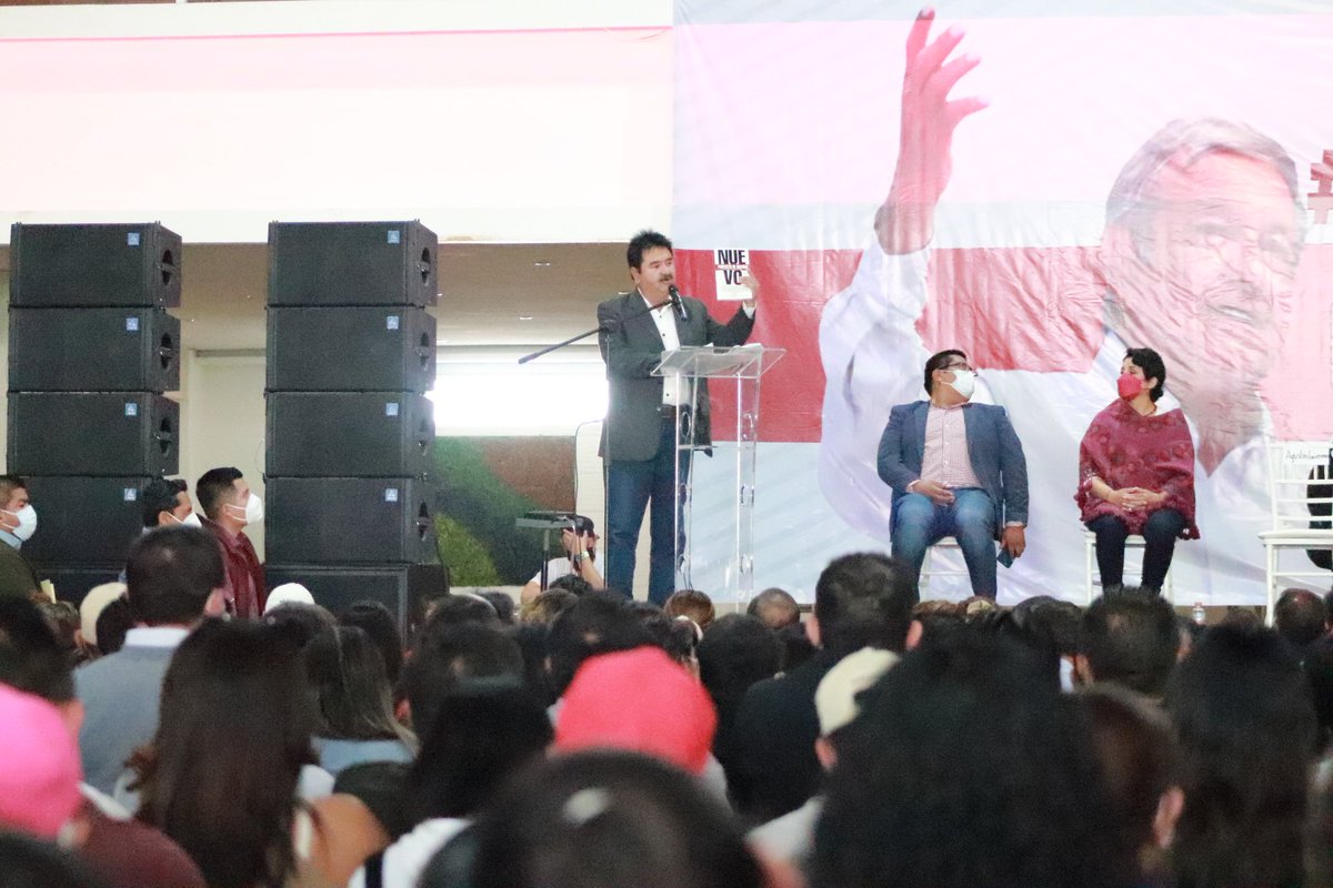 cotoneto_eric's tweet photo. El día de ayer llevamos a cabo la Reunión Estatal de Comités Distritales de Ratificación de Mandato, y cuyo principal objetivo es mantener el apoyo para el presidente @lopezobrador_. (1/4) https://t.co/2kDvSHb6wy