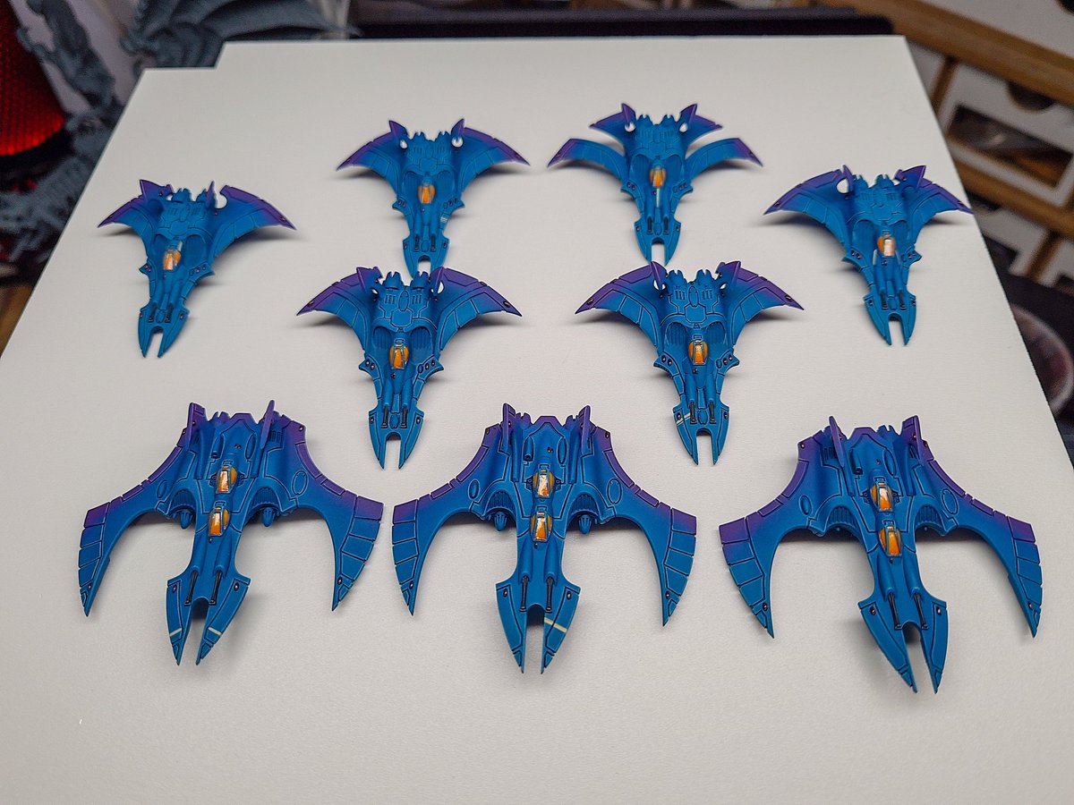 runebrush's tweet photo. Good amount t done on my #TinyPlanes! Varnished up so ready for the metallics next #PaintingWarhammer #Aeronatica #Eldar #Warhammer40k https://t.co/qyeefAOqkY