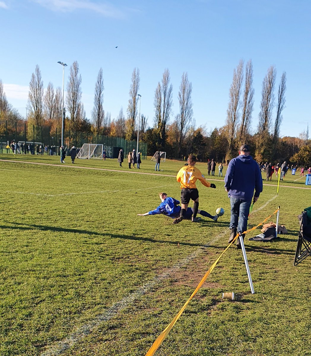 StaceM1's tweet photo. No better way to spend a Sunday then watching the boy play. Nearly 100% after long covid &amp; a respiratory infection. My centre back. https://t.co/jVgxhOLHTs