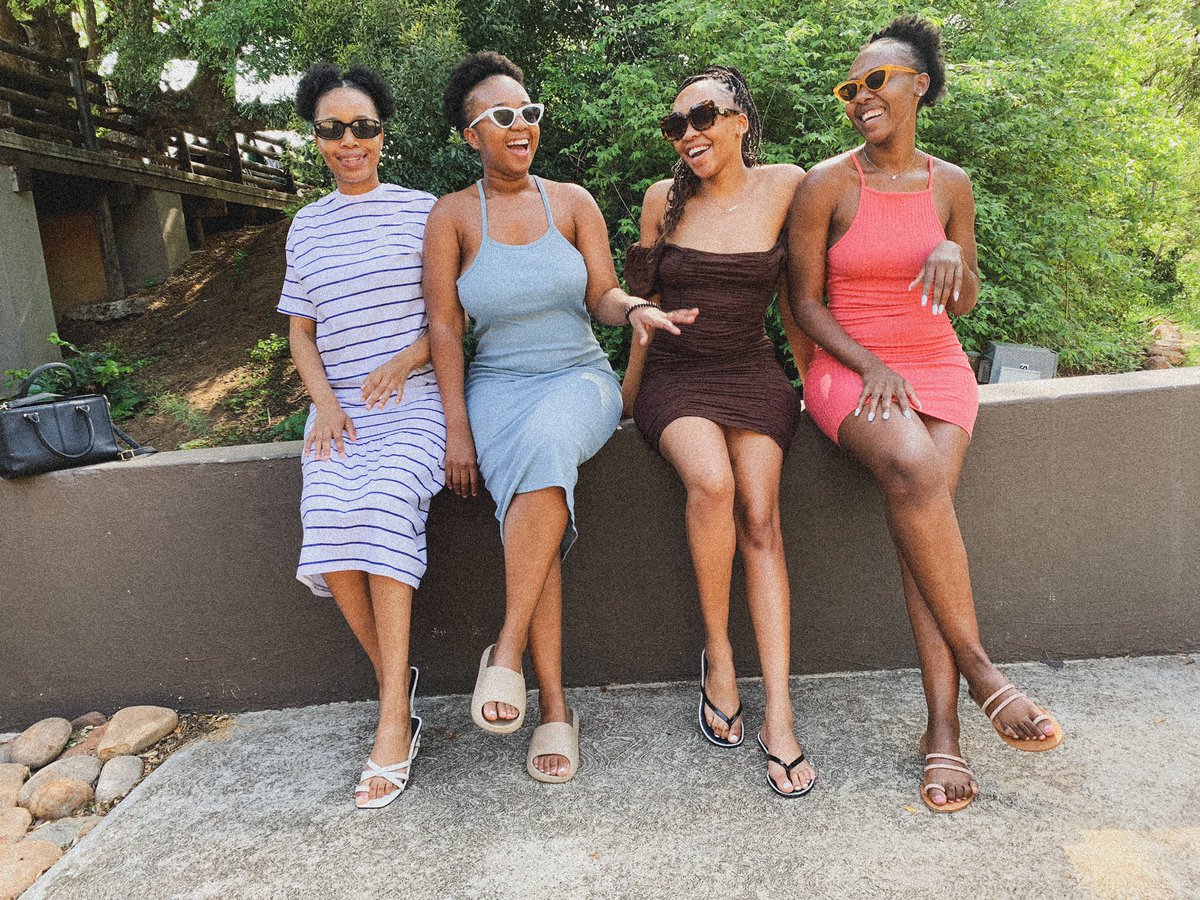 vukona_n's tweet photo. My people ❤️ https://t.co/QNyMgvgwEm