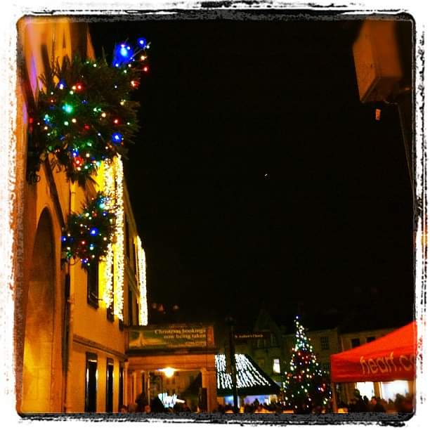 fleur_loveshop's tweet photo. 過去に撮影したクリスマス写真を蔵出し。イギリスは、すっかりクリスマスモードです🎄
#キリトリセカイ　#クリスマス
#イギリス　#写真を撮っている人と繋がりたい
#カメラ女子
#ファインダー越しの私の世界 #写真好きな人と繫がりたい #写真好きな人と繋がりたい #photography #Christmas https://t.co/2m3bjzwpDV