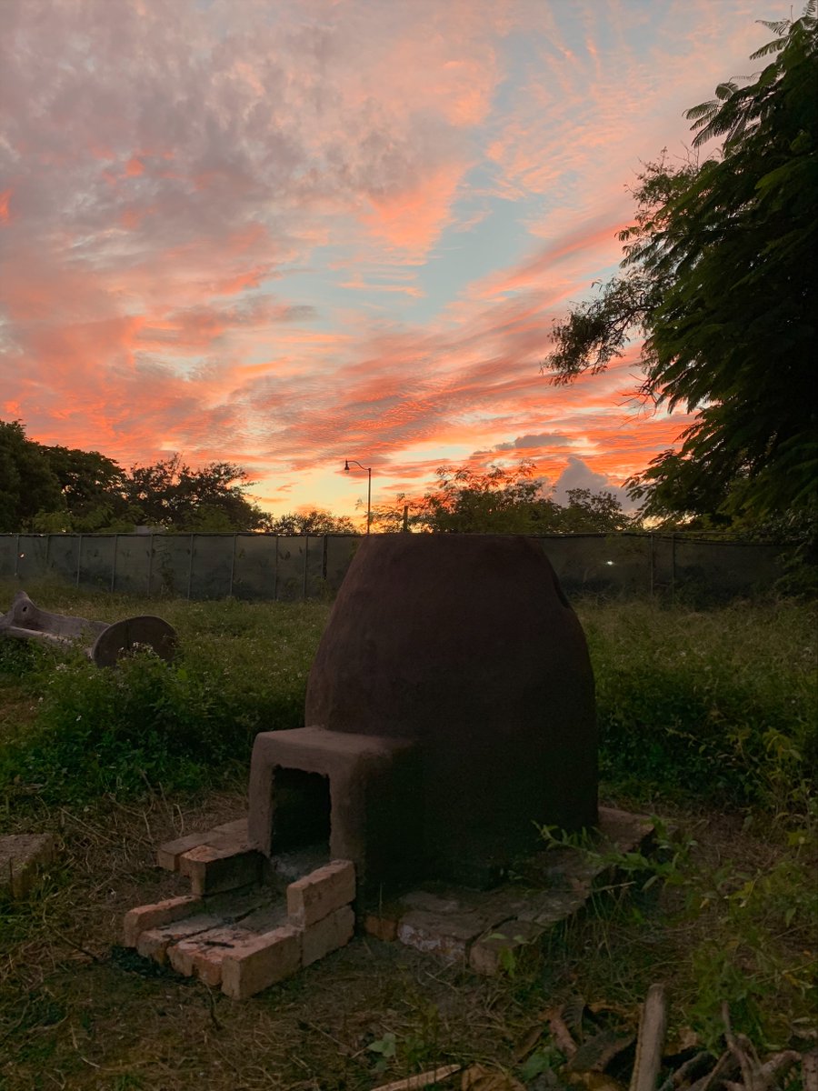 Desirée de Rider will take part in Collective62's space presenting 'A Fire Offering', a performance installation curated by Sofia Bastidas.

Don't  miss it!