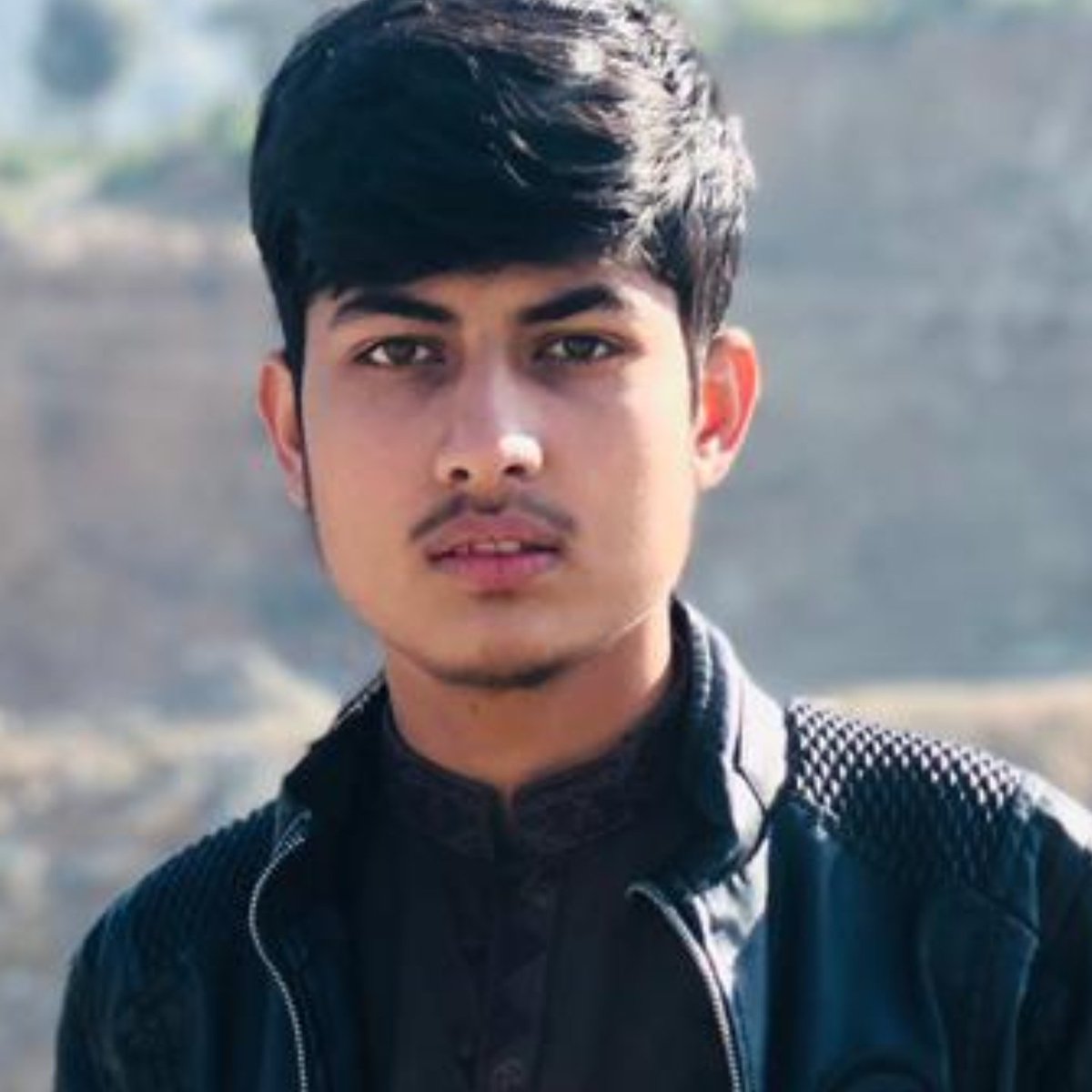 Cutepathan600's tweet photo. #NewProfilePic https://t.co/OmIubp8W0k