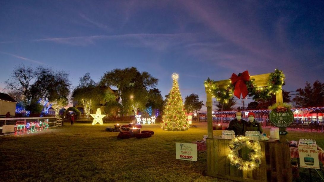 HFMuseum's tweet photo. Make plans to JOIN US at Lights on the Farm
https://t.co/p3QDLoRNt8 https://t.co/SgepWkZqWf