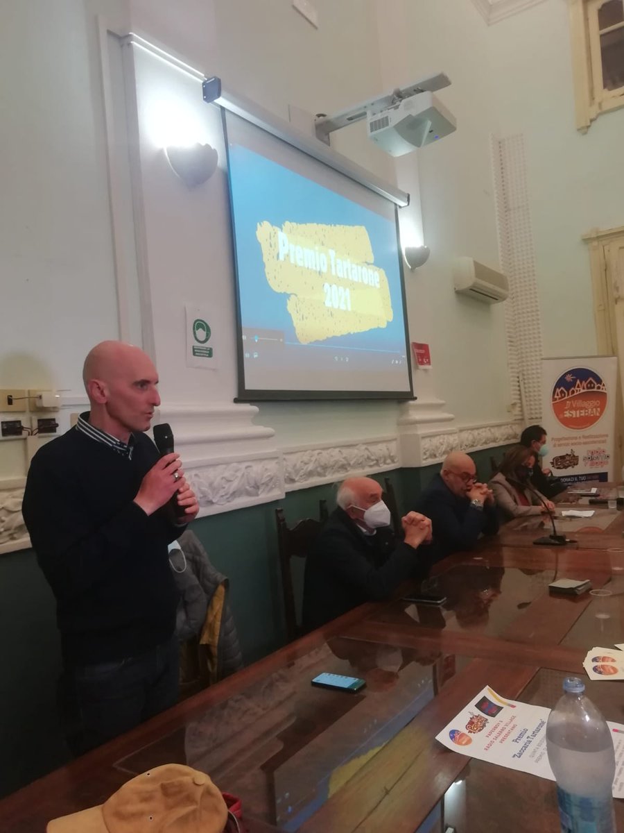 carlo_noviello's tweet photo. Al Premio Tartarone 2021. #Giornalismo e #sociale. Il #terzosettore che si fa veicolo di buone prassi per l'#inclusione e l'inserimento lavorativo. https://t.co/Vvkysa9sYt