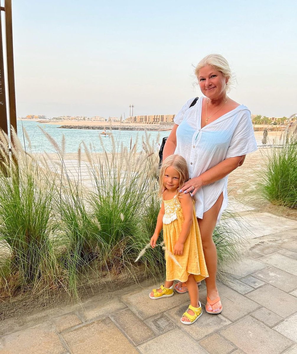 Иметь ребёнка — великое счастье🙏🏻 💫✨Поздравляю всех мамочек!!! которых здесь я знаю - очень много😉 
… с Днём Мамы💞