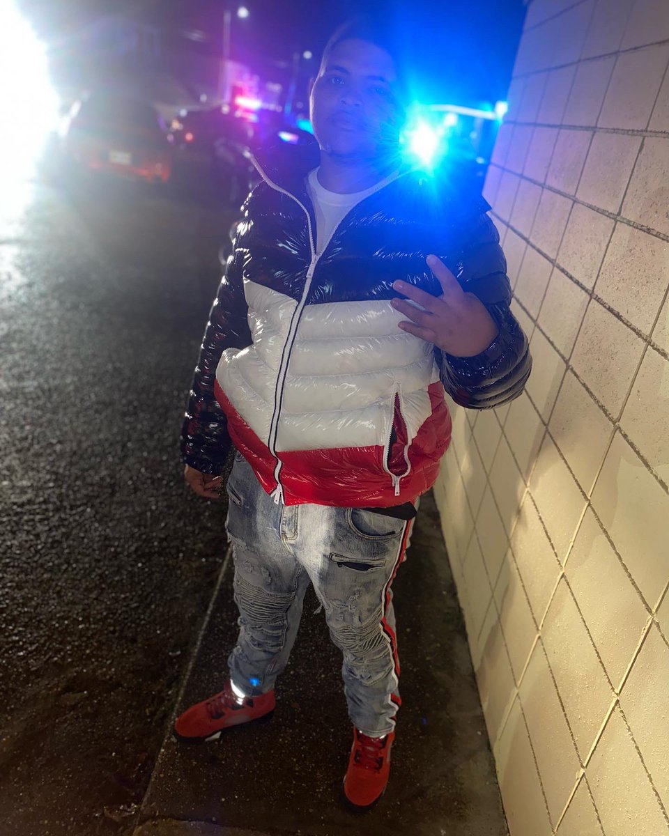 nigelgreen482's tweet photo. Betting against me Ion know where they getting the odds  #GoFast✍🏽💰 https://t.co/KxddO18lvh