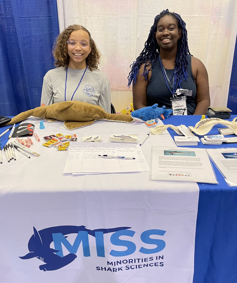 Elasmo_Gal's tweet photo. #BIMSRollCall my name is Jasmin! I am a marine ecologist that specializes in the conservation of sharks and rays. I'm also the CEO of @MISS_Elasmo. My current research focuses on the critically endangered smalltooth sawfish! I'm super excited about #BIMSWeek2! https://t.co/GvLu00wt2C
