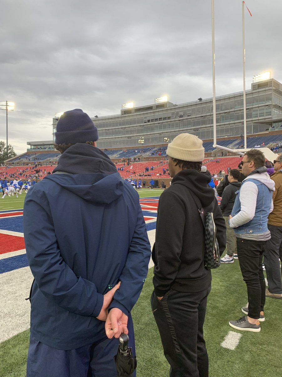 I would like to thank the whole coaching staff of SMU for having me at the game today, I truly enjoyed the atmosphere and game. <a href="/Coach_QuinJones/">Quin Jones</a> <a href="/CoachGRiley/">Garrett Riley</a> <a href="/SMU_Football/">Bill "Boss Hogg" Armstrong</a> @CoachSimsSMU @DavidGruSMU 
#JUCOPRODUCT