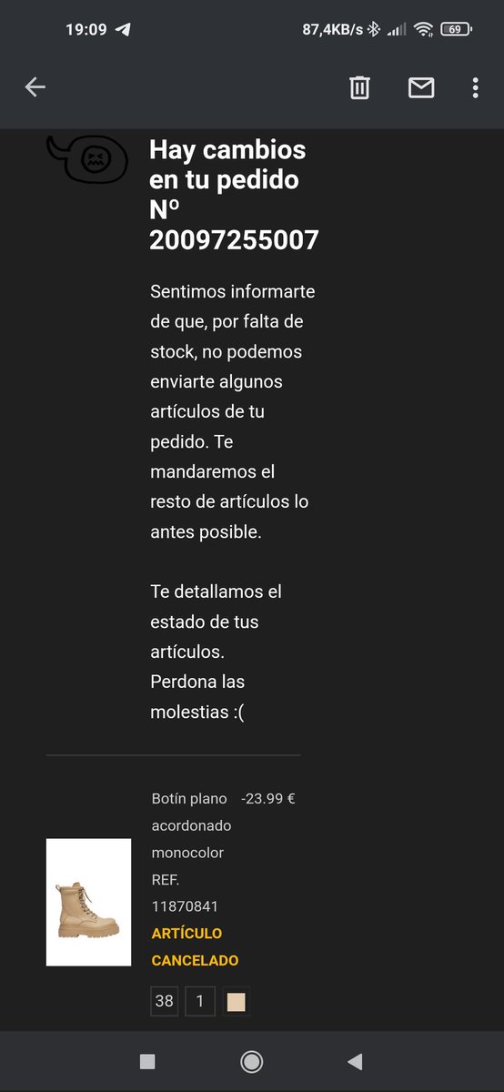 ismafenixGG's tweet photo. @pullandbear Buenas tardes podrían darme una explicación sobre una cancelación de mi pedido en el Black Friday de un producto que SI está en stock, pero ahora sin rebaja, cuando lo compré REBAJADO y ahora si hay stock pero por 40 euros... https://t.co/RGJfE2klTW