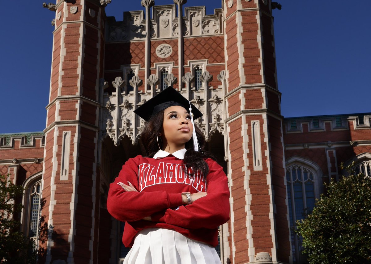aniyadee's tweet photo. first generation. double major &amp; double degree. started a nonprofit… the list goes on. https://t.co/s2FNhxYSS1