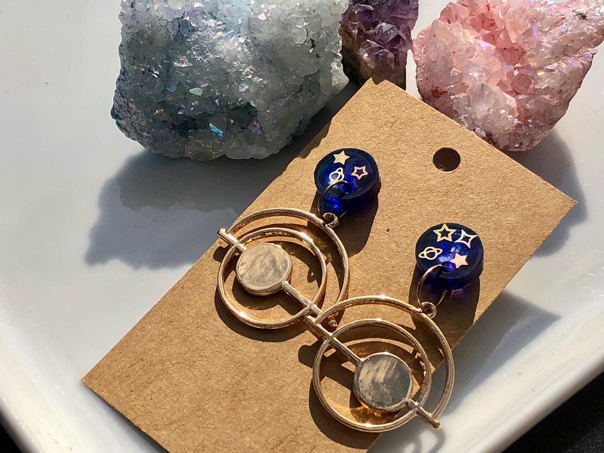 _Enchanted_Way_'s tweet photo. Our Black Friday sales are still going through November 30th! Use code BLACKFRIDAY at checkout for 20% off. Link below to see all the beauties available! https://t.co/65VW1Udh68
