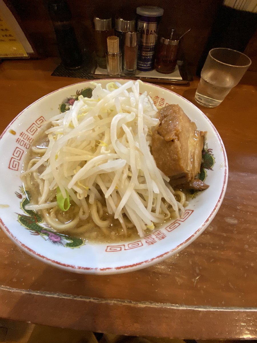 ise0707's tweet photo. チャーシューと言うより角煮なんだよなぁ https://t.co/EgZZrulPFQ