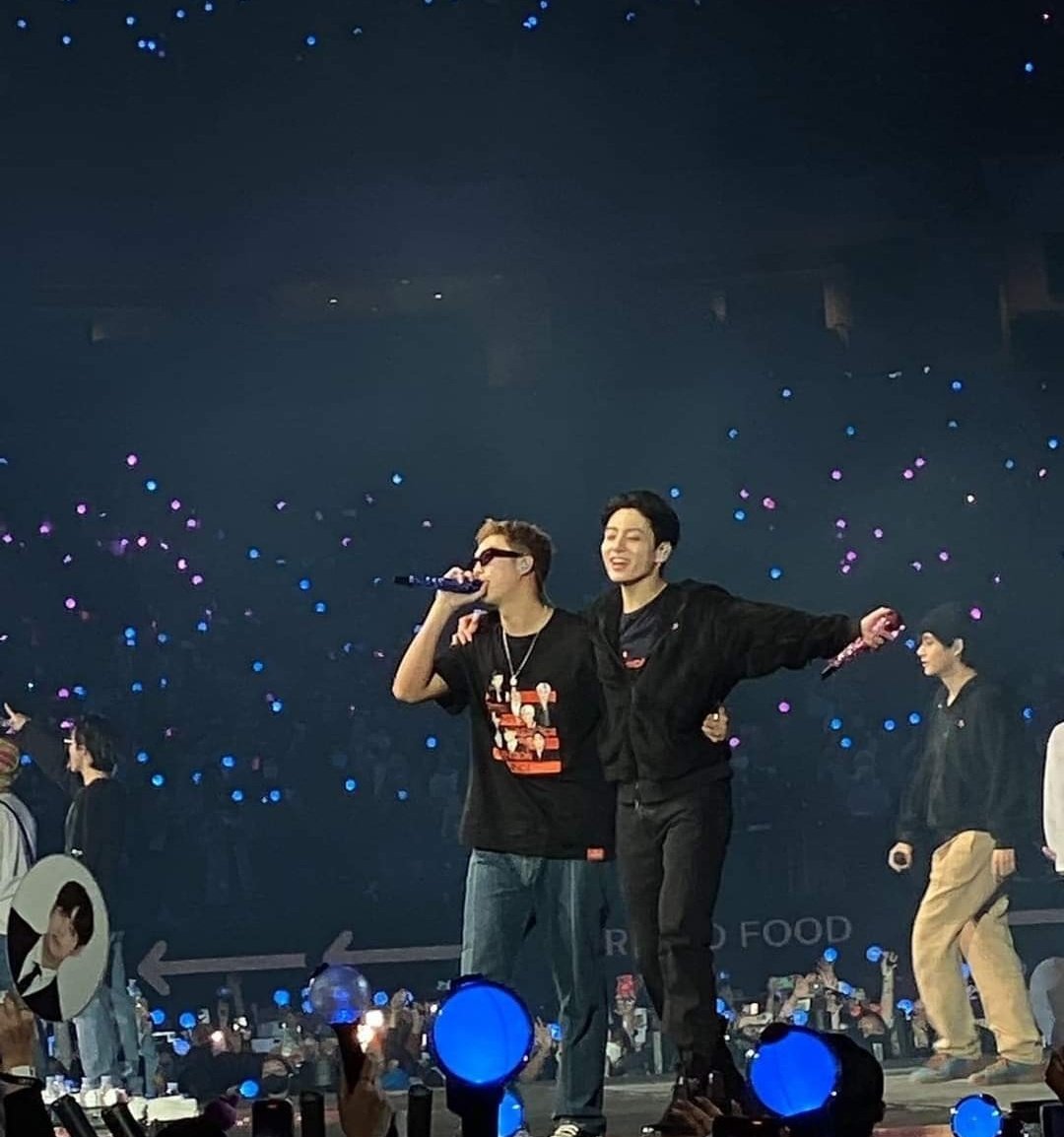 minvjkk's tweet photo. Mi casa <3 

#PTD_ON_STAGE_LA  #BTSCONCERT https://t.co/mBGB8EDb4q