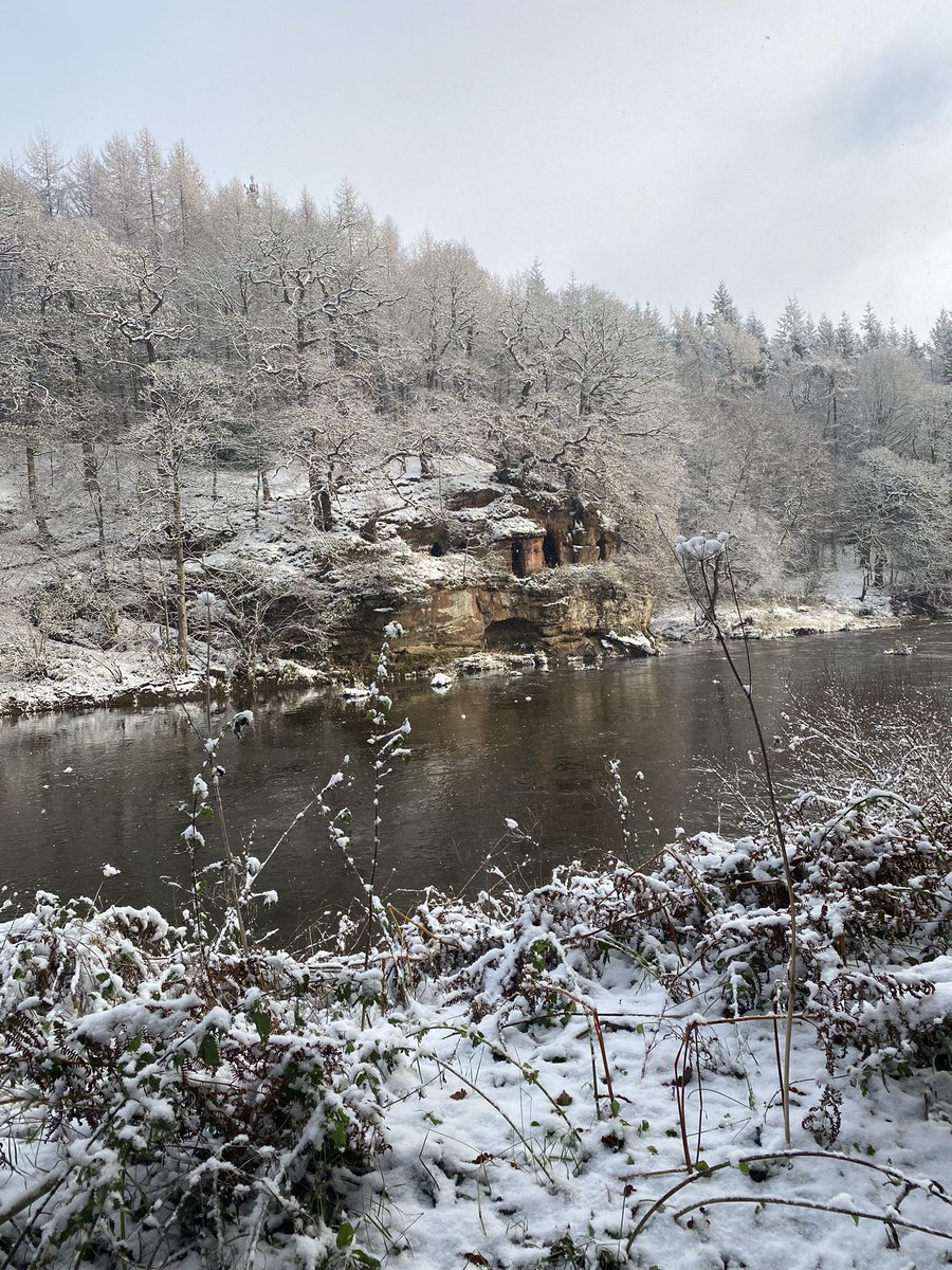 Felt so privileged to be snowed in at home today - so beautiful <a href="/EdenLacy/">Eden Lacy</a>