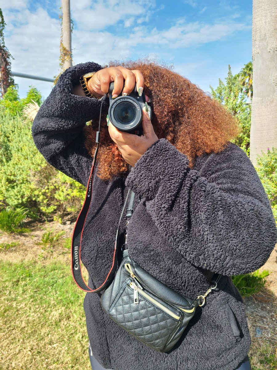 kmbombshell's tweet photo. Pose for the camera, now flick-flick. 📸 #fashionphotography #fashionphotographer #travelphotographer #tampaphotographer #miamiphotographer #floridaphotographer #kmbombshell #fitnessphotographer #beachvibes #ocean https://t.co/72APPr2UIp