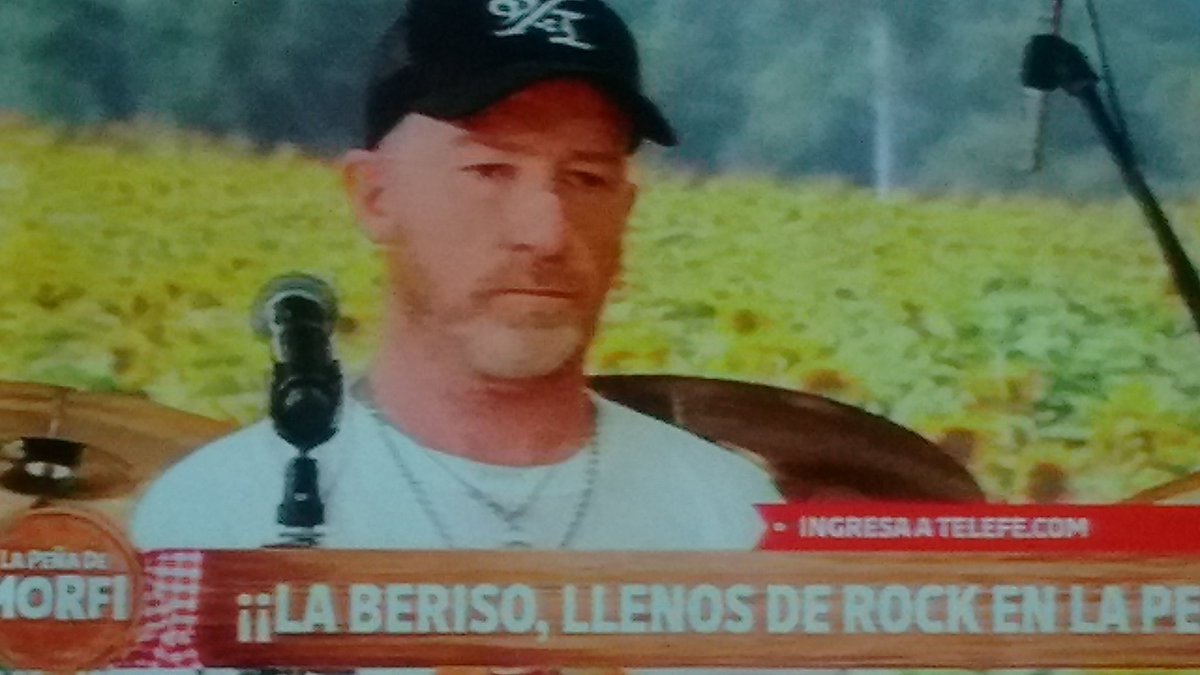 NilceOlivera's tweet photo. Grande Rolo #LaPeñaDeMorfi
@laberisorock #ComoLeDigo https://t.co/NLbKniBrWf