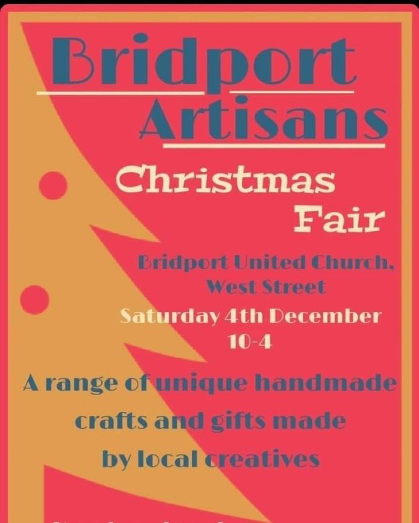 BridportCheer's tweet photo. Sat 4 Dec sees our first Christmas markets for December! As well as the usual Saturday market, there are stalls in Barrack St. and also a Christmas Fair in the United Church in West St. So time to start your Christmas shopping, support local and enjoy the festivities in Bridport! https://t.co/uCi8xW2EtK