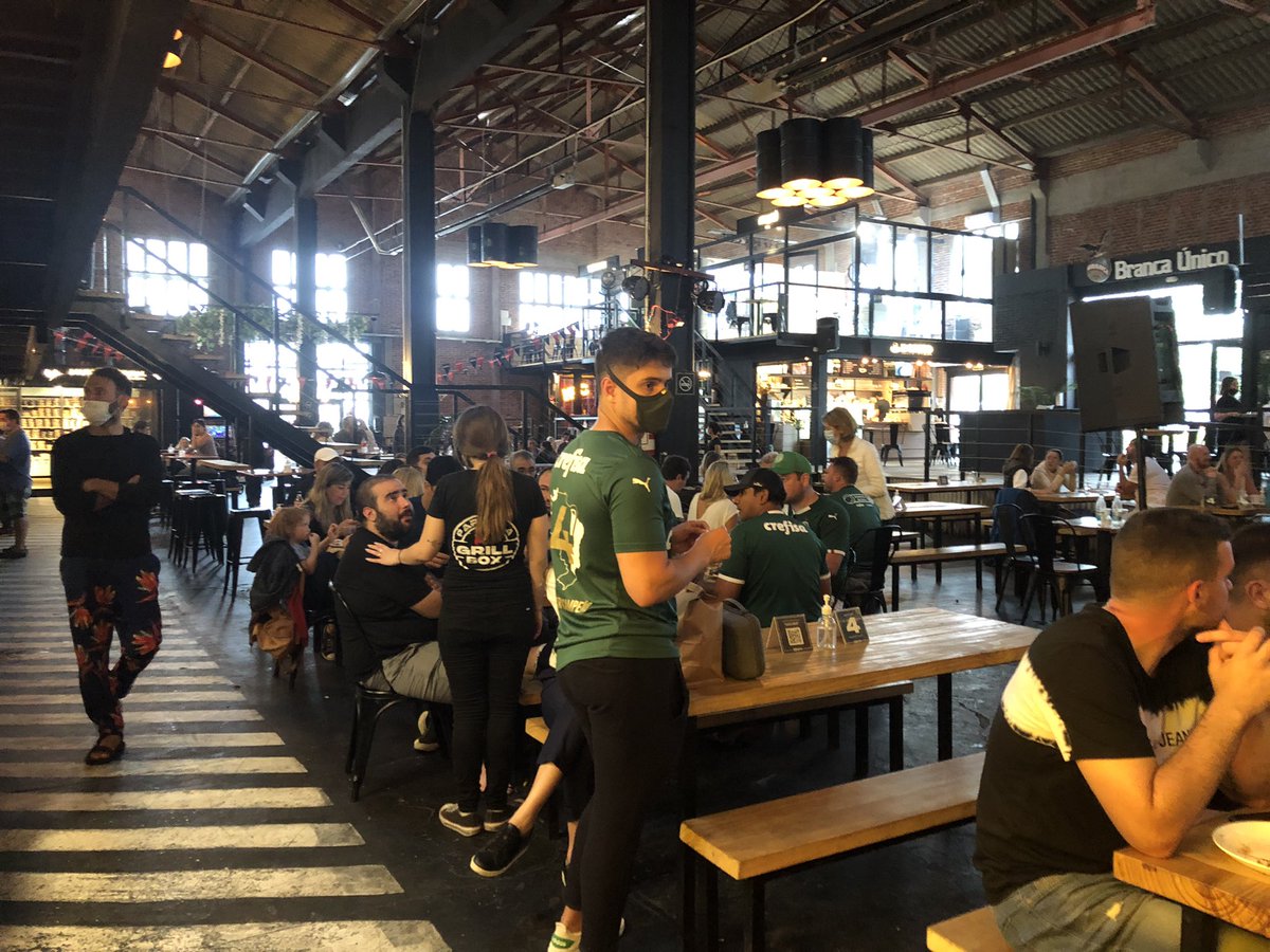 Vikydls's tweet photo. Con tanto brasilero en la vuelta me dieron ganas de tomarme una #caipira 🇧🇷 en honor a los campeones de la @Libertadores @sepalmeiras_es #ManantialesPoint #BoxGarden #PuntadelEste

#Domingo 👉🏻Restaurantes de #PuntadelEste llenos. https://t.co/zGWKonMWqs