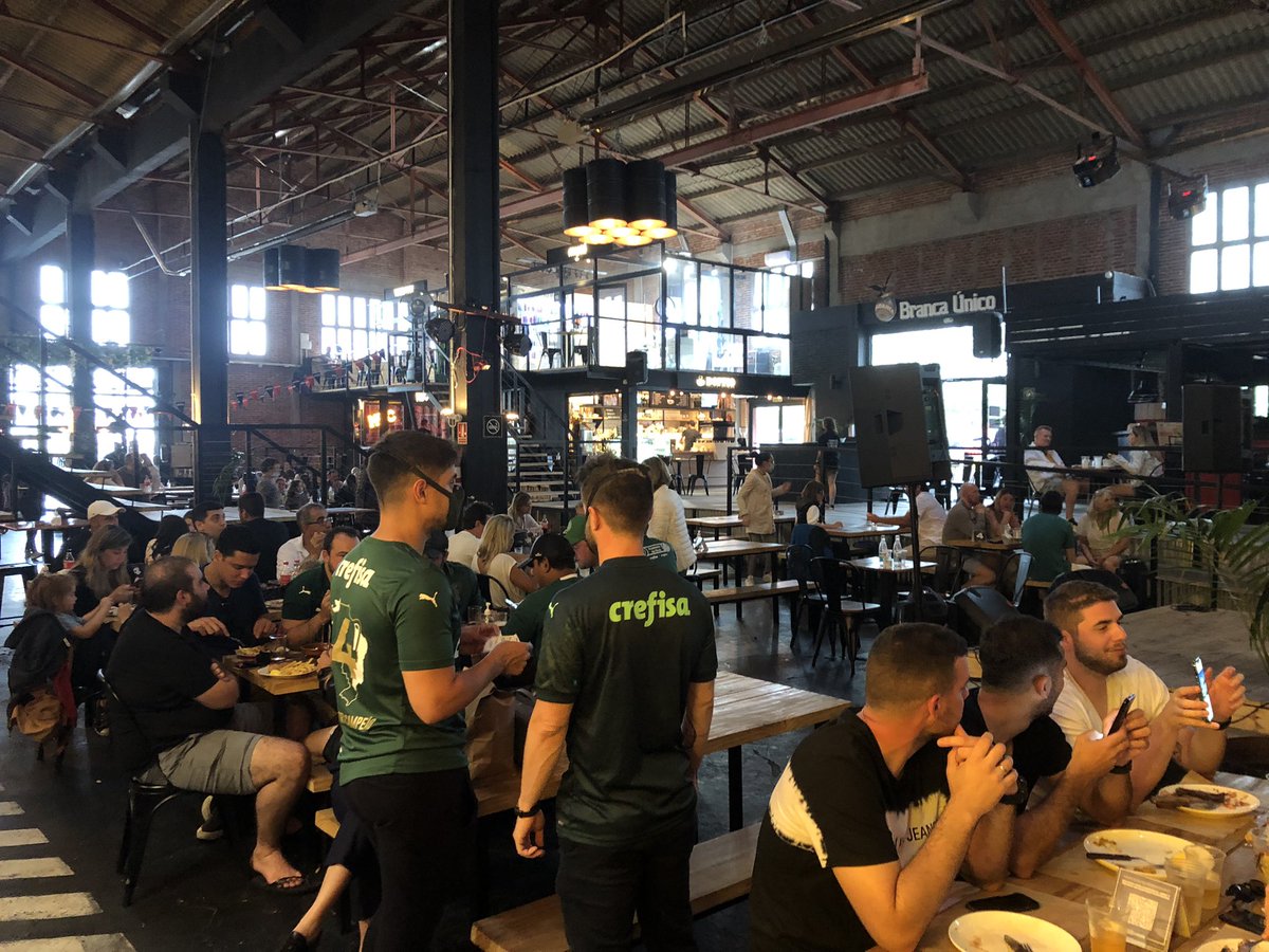 Vikydls's tweet photo. Con tanto brasilero en la vuelta me dieron ganas de tomarme una #caipira 🇧🇷 en honor a los campeones de la @Libertadores @sepalmeiras_es #ManantialesPoint #BoxGarden #PuntadelEste

#Domingo 👉🏻Restaurantes de #PuntadelEste llenos. https://t.co/zGWKonMWqs