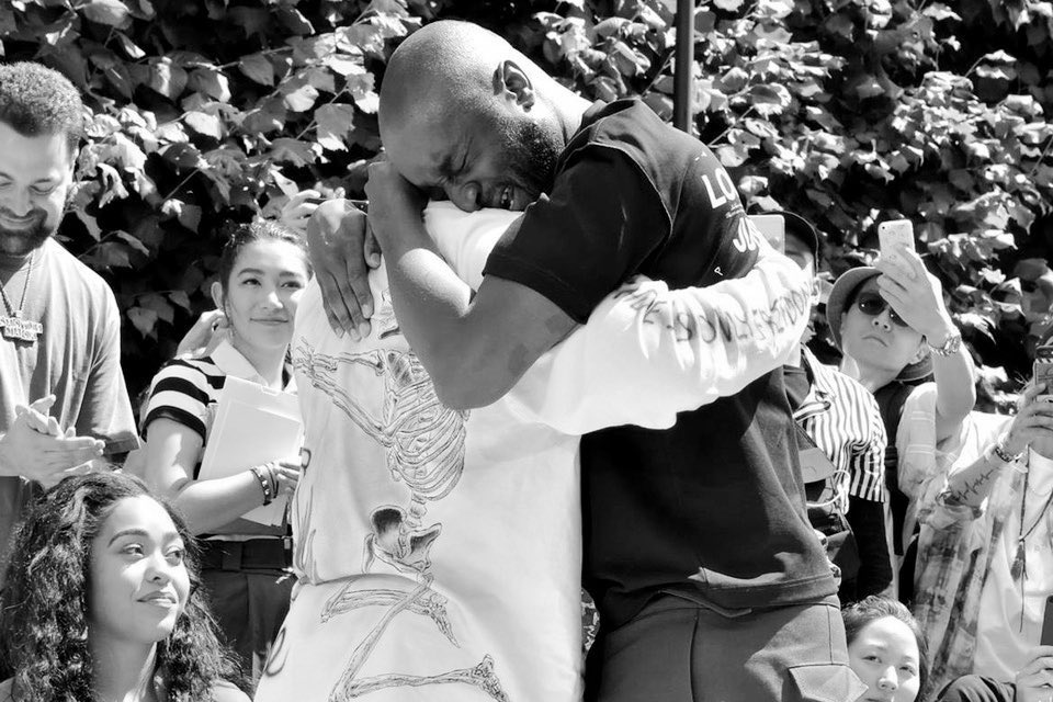 TheKanyeSource's tweet photo. Truly speechless… 

Rest in Peace to a true innovator in the world of fashion design that we just lost way too soon. Virgil Abloh — you and your contributions will forever be missed. 

Condolences to all of his friends are family. 💔🙏 https://t.co/kfbwZmdObF