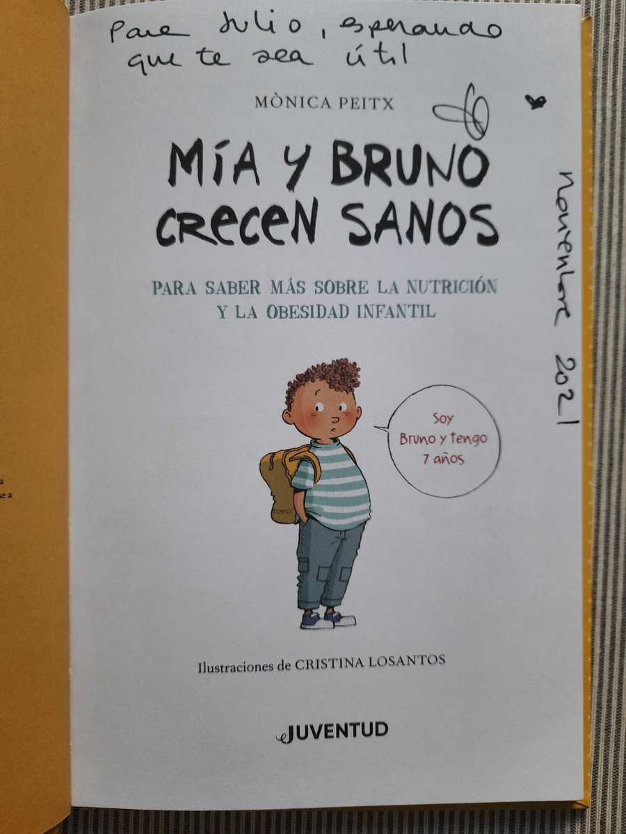 alvarezpittiJ's tweet photo. Este fin de semana he tenido también la suerte de conocer a @monicapeitx, pediatra endocrino, autora de "Mía y Bruno Crecen Sanos". Me dedicó su libro, lo leí esta mañana y pienso que será muy útil para nuestros pacientes del #ProgramaPAIDO. Muchísimas gracias @monicapeitx https://t.co/81wJa41Lkf