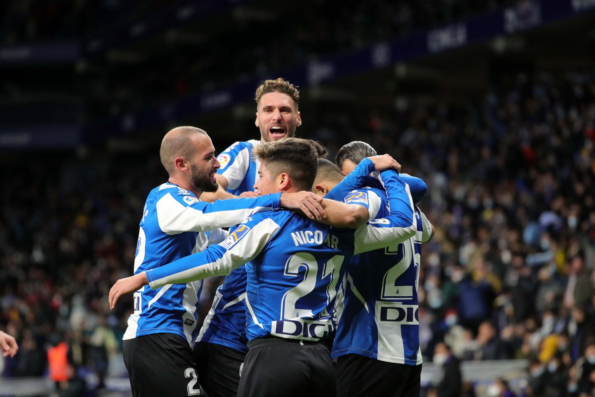 RCDEspanyol's tweet photo. 👊 Competir. 𝗖𝗼𝗺𝗽𝗲𝘁𝗶𝗿. 𝐂𝐎𝐌𝐏𝐄𝐓𝐈𝐑.

🧬 ¡Nuestro equipo!

#RCDE | #EspanyolRealSociedad https://t.co/uetA31KubR