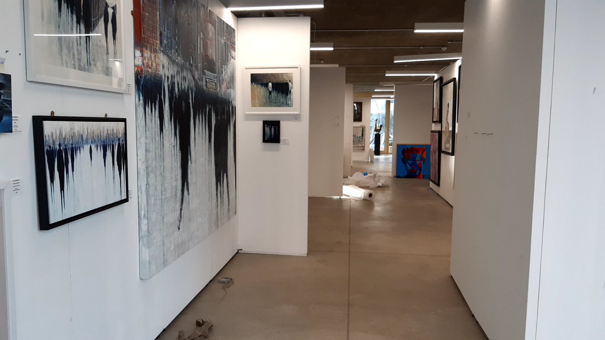 ArtofTonyNero's tweet photo. Always sad when #fluxexhibition is over, but as usual... that was good 👌🏽🎨...thanks Lisa Gray @fluxexhibition @ThePeninsulist @Design_District https://t.co/CE8Fc0GBWK