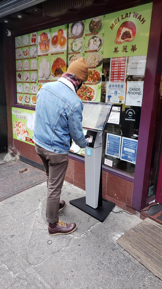 ChinatownNYC's tweet photo. Next time you’re at Mei Lai Wah (64 Bayard St) for buns, you can order ahead and pay by card. #orderahead #meilaiwah #bayardstreet #chinatown #chinatownnyc #dontwaitinline #haveyoueatenyet https://t.co/pck9IDpEI1