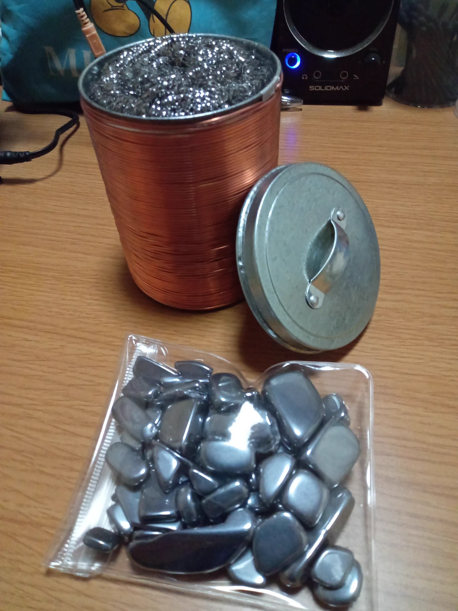 @kan_ei_sen これ、本物のテスラ缶がある以上
この名称で出すのはヤバくないですかね～！？
という事は、コレはテスラ缶では無いし
本物でも７万位だから、この値段は？？？
自分でもこの位は作れますよ！
しかも、数千円で．．．
#大和缶 