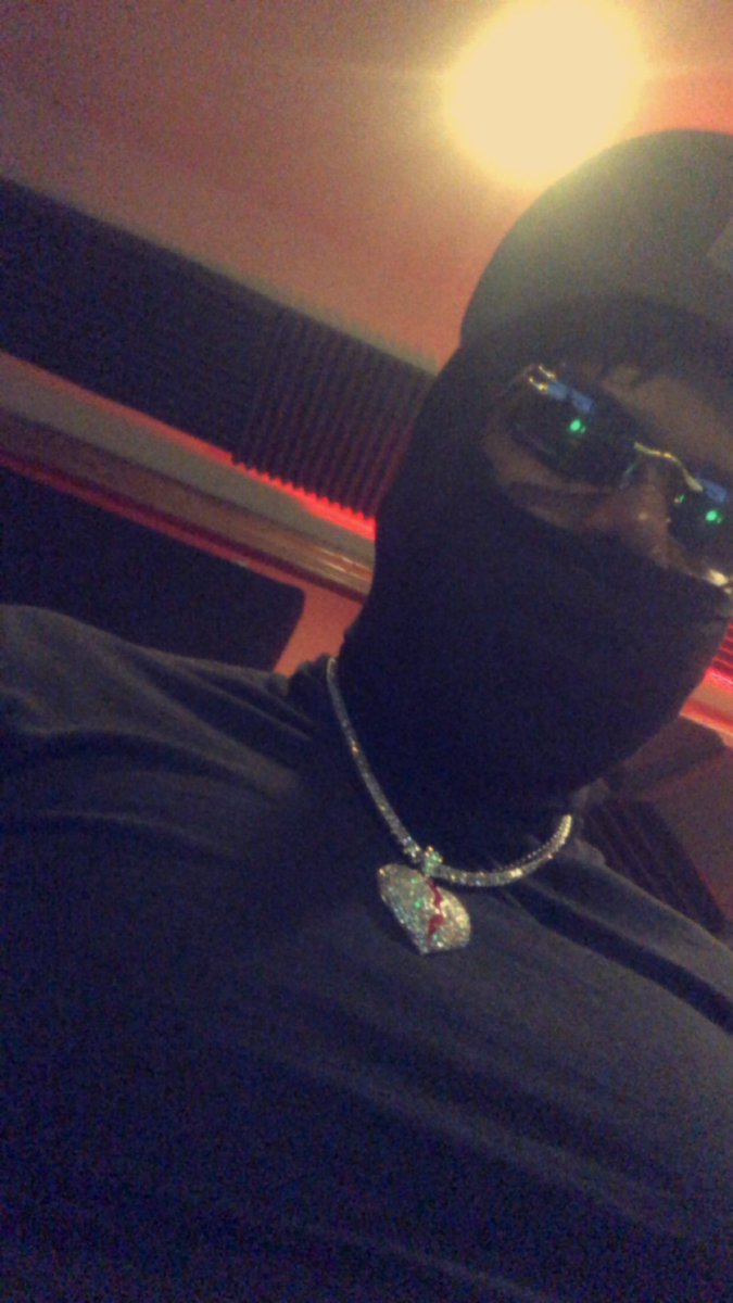 Swave_Swagger's tweet photo. Mood 🖤💰 https://t.co/1vtlLWCUqI