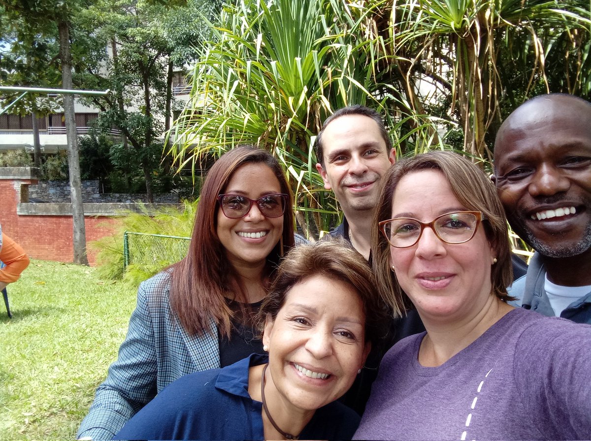 Cerrando el primer curso de libertad educativa El Bello Árbol Petare y, con la misma, abriendo nuevas brechas con <a href="/amb_94/">Alicia Monagas</a>,<a href="/camargokgh/">TheFutureIsNow</a>, Miguel Domínguez y <a href="/MonterolaHector/">Hector Monterola</a>