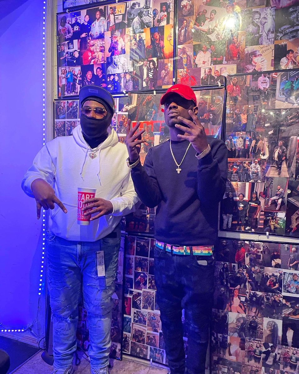 Swave_Swagger's tweet photo. Studio Sesh Wit Gang Nem Last Night 🖤🔥💯 https://t.co/rmmlDCgOKt