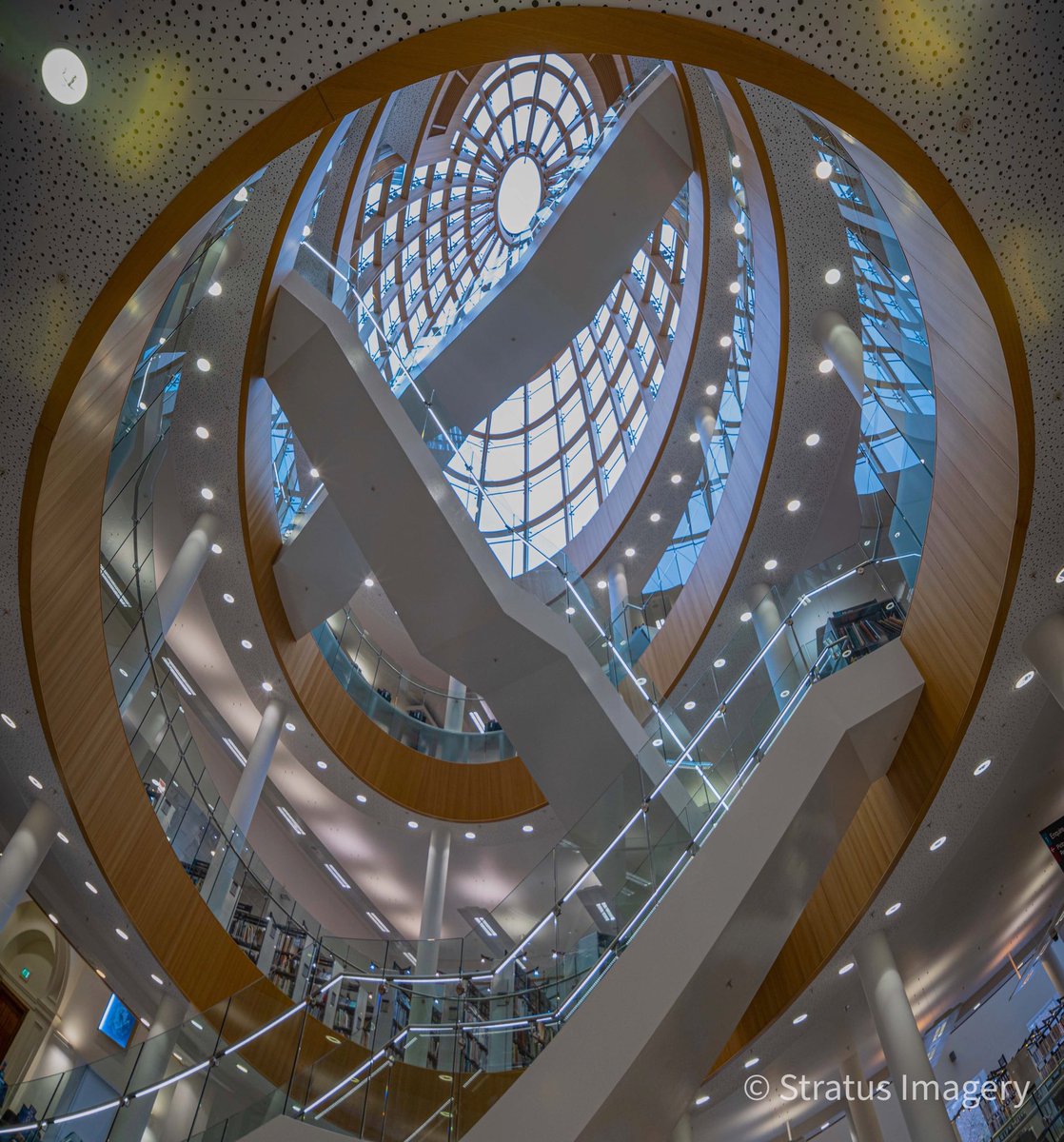 stratusimagery's tweet photo. Liverpool Central Library 📸 @angiesliverpool @YOLiverpool @realrobinjmac65 @LivUniLibrary #liverpool #liverpoolcity #library #liverpoollibrary https://t.co/qVxkOvhpma