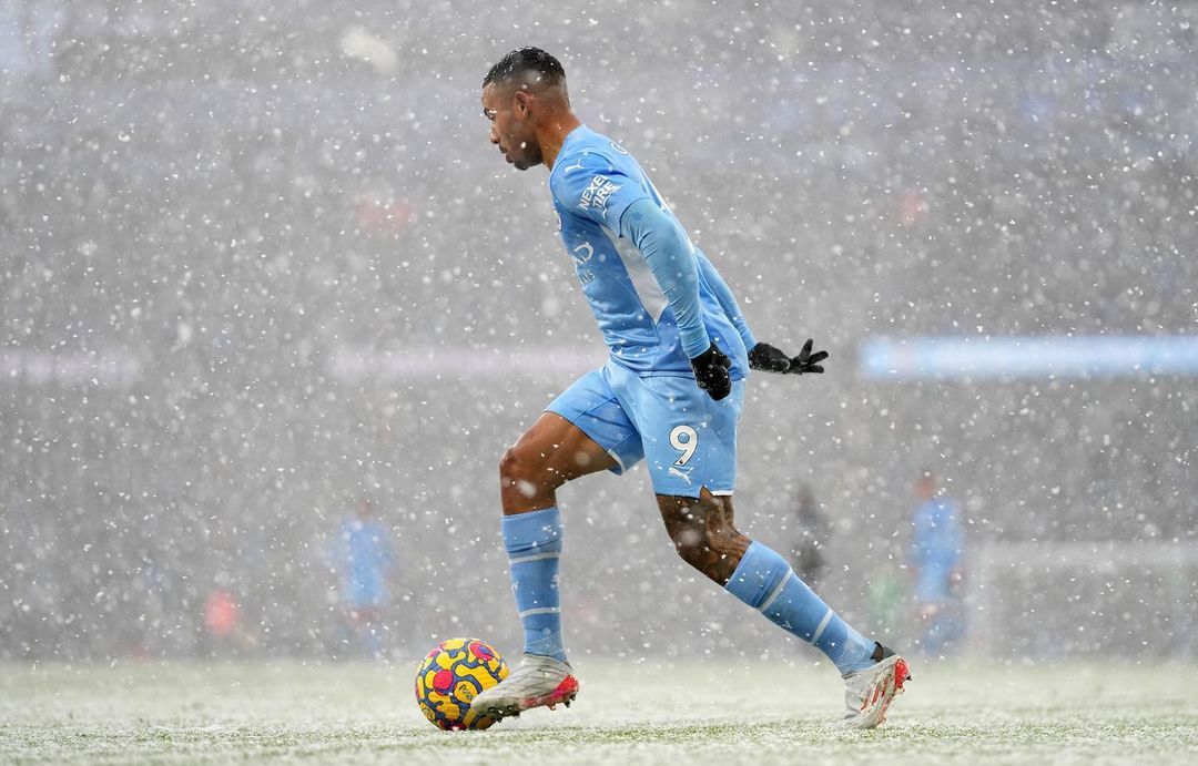 gabrieljesus9's tweet photo. A little bit cold today!❄️😅
+3 important points 👏🏽💪🏽

#alômãe
#gratidão
#doperi https://t.co/wiAvbmE4Zc