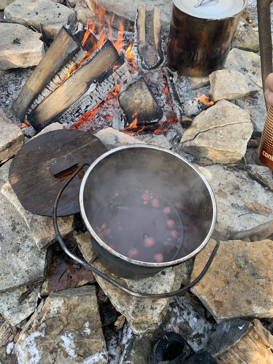 Chantal Eversfield tweet media