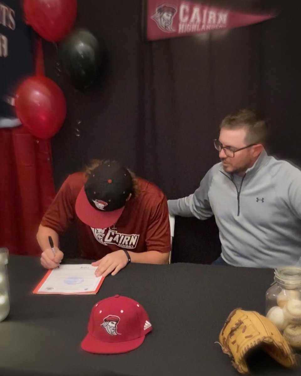 GregoryJessup2's tweet photo. I signed my letter of intent to play baseball at Cairn University yesterday! Beyond excited to get started. @Brett_Marks23 @MCAstampede @CoachJamesMCA https://t.co/o8wtT0wsst