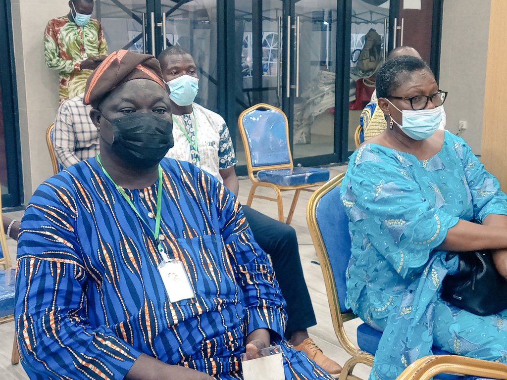 gouvbenin's tweet photo. Cette 1ère édition du #SIMAA dont le thème était:"L'Agriculture béninoise à l'ère de la territorialisation: les grands défis et enjeux de la modernisation" a permis de révéler le potentiel des Pôles de Développement Agricole du Bénin. #Wasexo #Gouvbenin #AgricultureBenin https://t.co/RiTXITsjHE