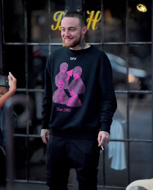 MacMillerMemoir's tweet photo. Rest In Peace Virgil 🕊

Mac Miller in Off-White 2017 https://t.co/a9GrlSmlZM