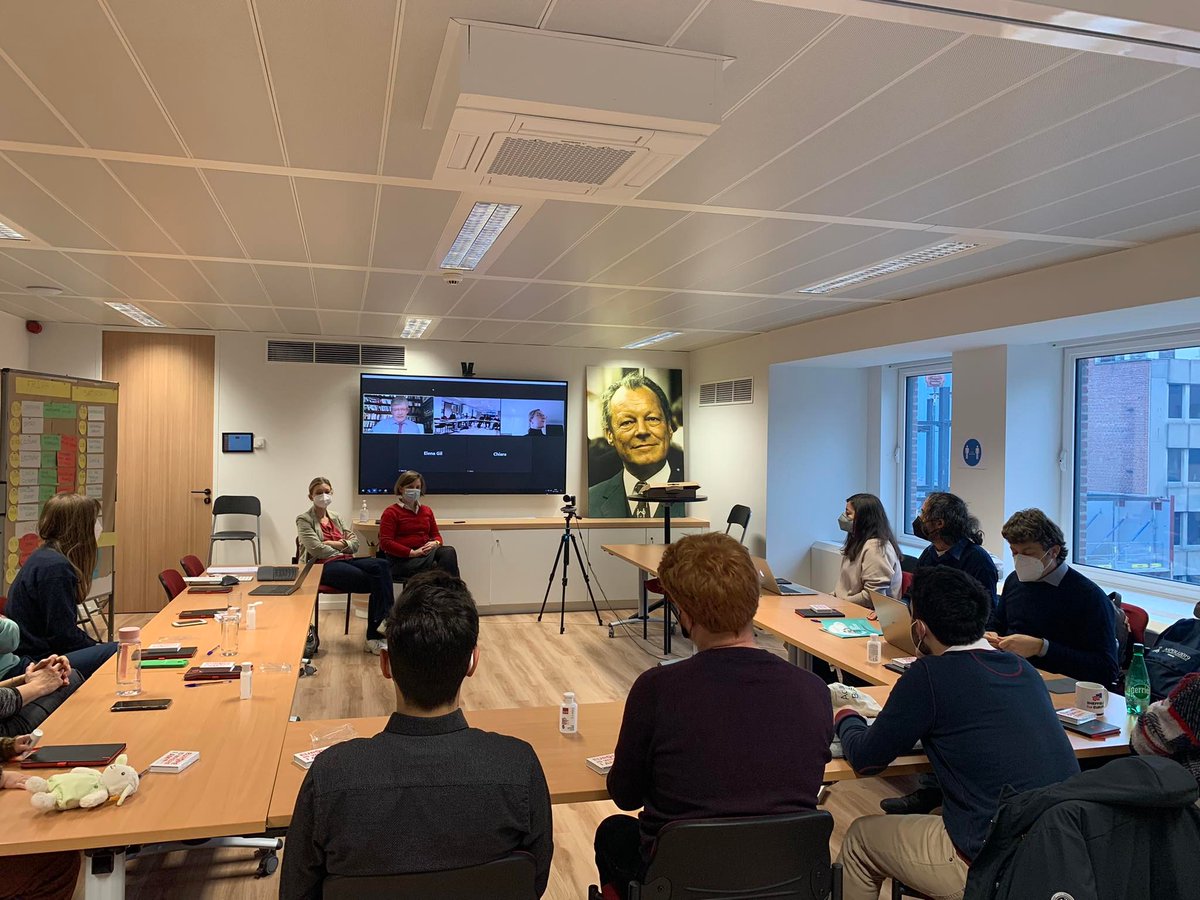 FEPSYAN's tweet photo. .@FEPS_Europe & @RennerInstitut ran for 4 days the final (& hybrid) seminar of the 7th cycle of @FEPSYAN
👥Opening by @LaszloAndorEU, FEPS Secretary General and @MariaMaltschnig, Director @RennerInstitut
👩🏫Lectures by @MJRodriguesEU on #CoFoE & @LaszloAndorEU on #EUMinimumWage https://t.co/TUGnuKkr75