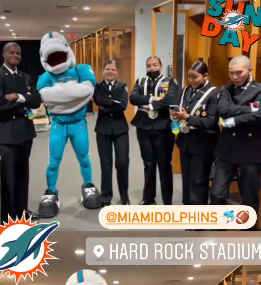 flhs_magnet's tweet photo. WOW! Our amazing NJROTC colorguard was invited to perform at the Miami Dolphins game today! Amazing job, magnet students! #FLHSmagnet #NJROTC #prelawandpublicaffairs #futuremilitary #futurepublicservants @FlhsNjrotc @FlhsOfficial @magnetprograms @PrincipalFLhigh https://t.co/uz5IHZ8nEQ