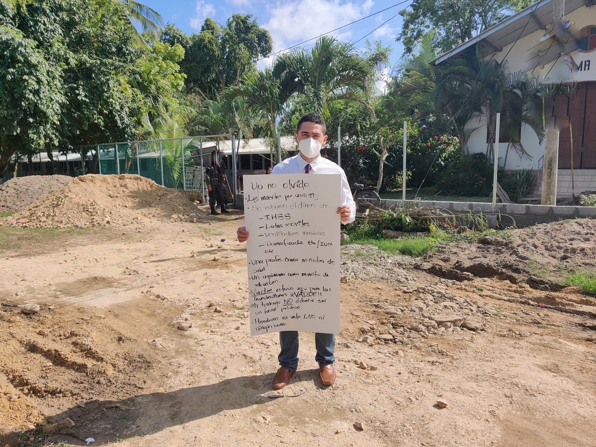 5_jacg's tweet photo. Por vos, Honduras ❤️ https://t.co/53lA5Rg7tw
