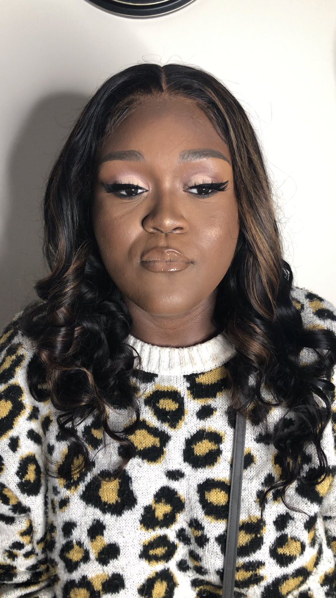 TyCarter015's tweet photo. In the midst of deciding whether I’m needed for makeup in Montgomery this week for graduation❗️ If you need a makeup artist or know of someone who does please DM me or refer them to this post so I’ll be able to decide if it’s worth making the trip❤️

#bamastate #myasu https://t.co/RGK07uN0wU