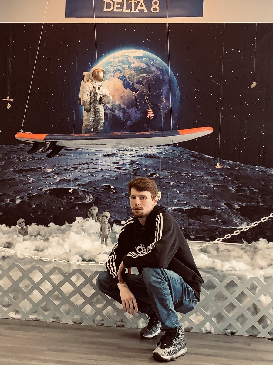 sethydavey's tweet photo. just another day 😂 come shop with me🚀🚀 https://t.co/WuIC7GB9S9